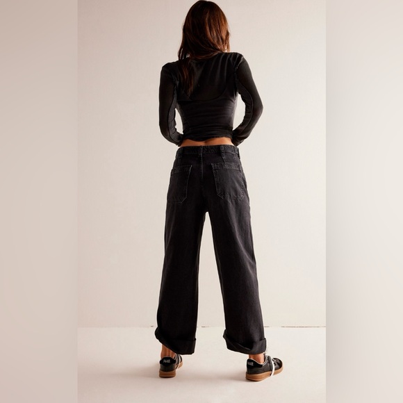 NWT WE THE FREE PALMER CUFFED JEAN 🖤 - Picture 2 of 5